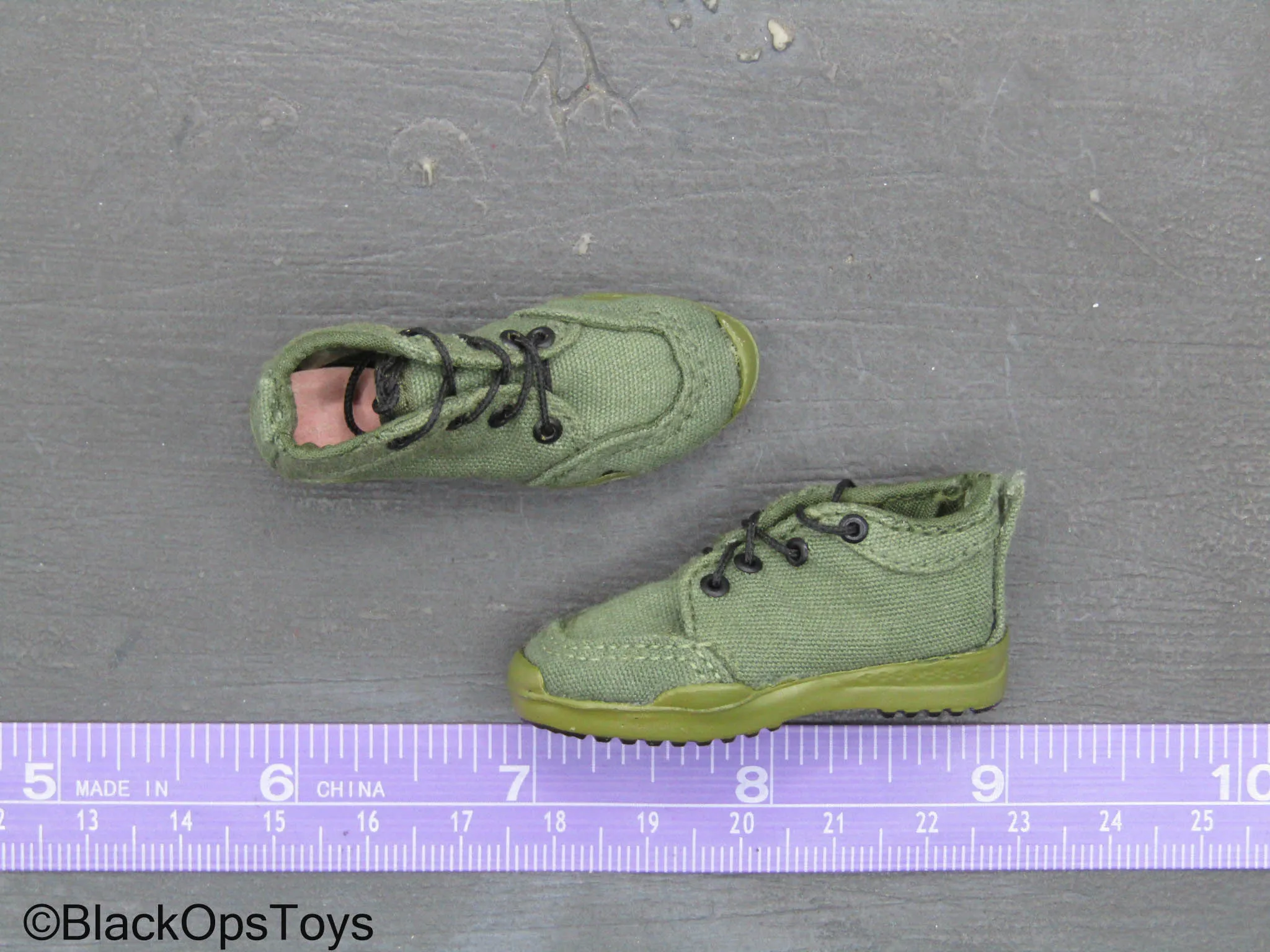 1980 PLA - Green Shoes (Foot Type)