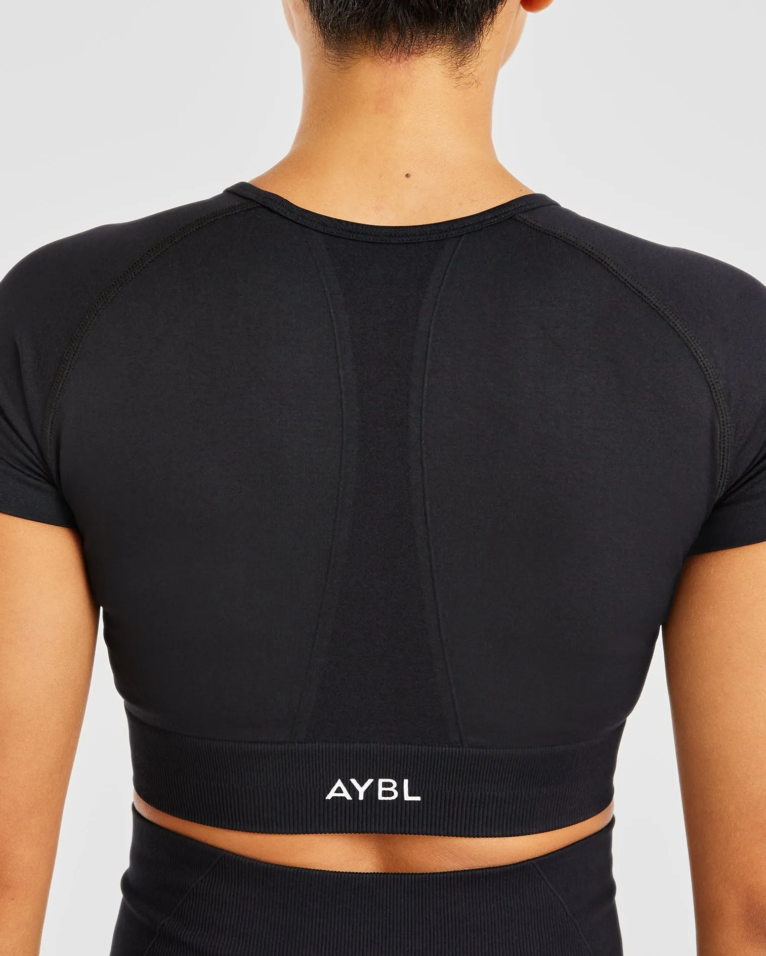 Empower Seamless Crop Top - Black