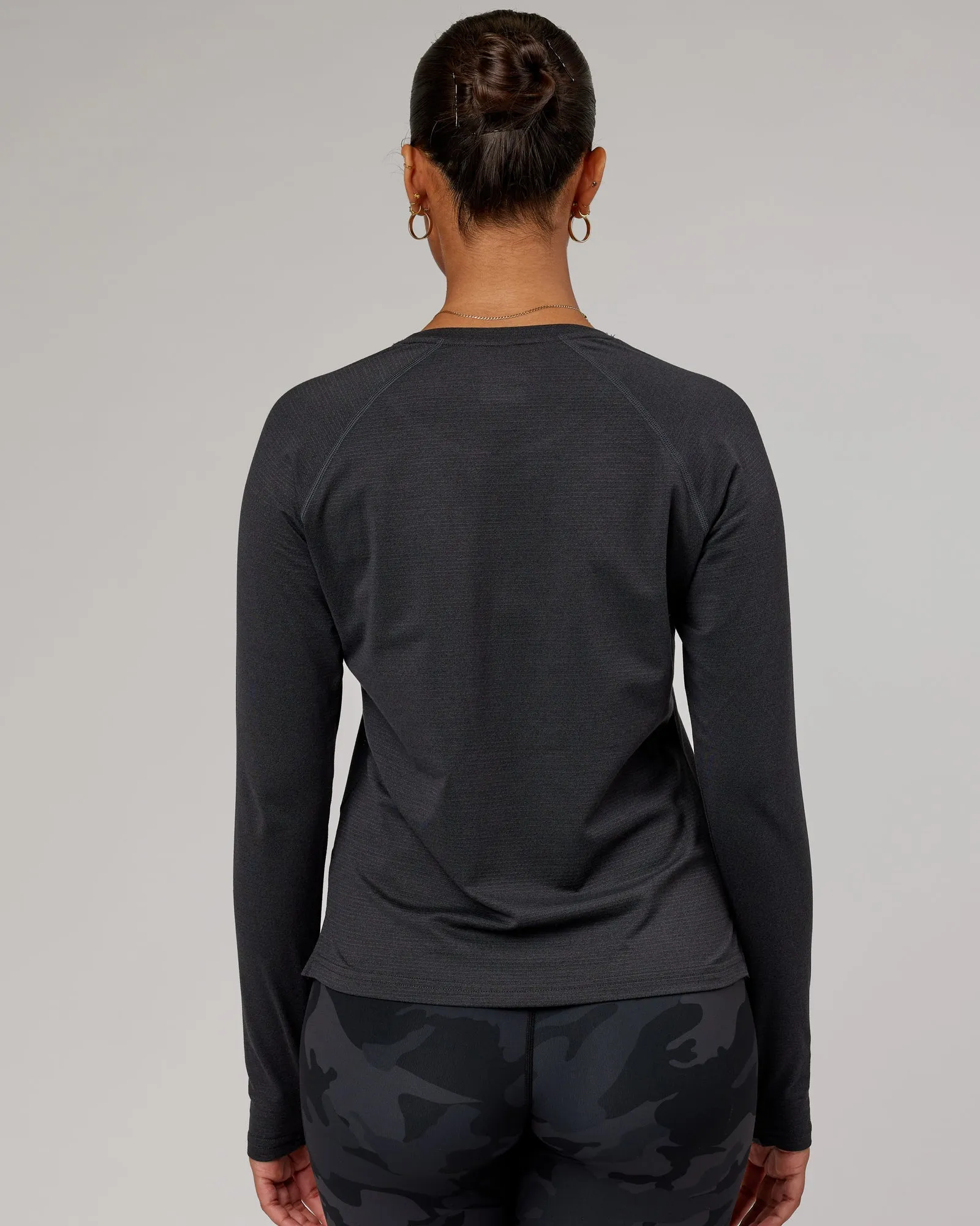 Optimized title: Black Marl VapourFLX LS Tee for Men - Moisture-Wicking Breathable Athletic Shirt