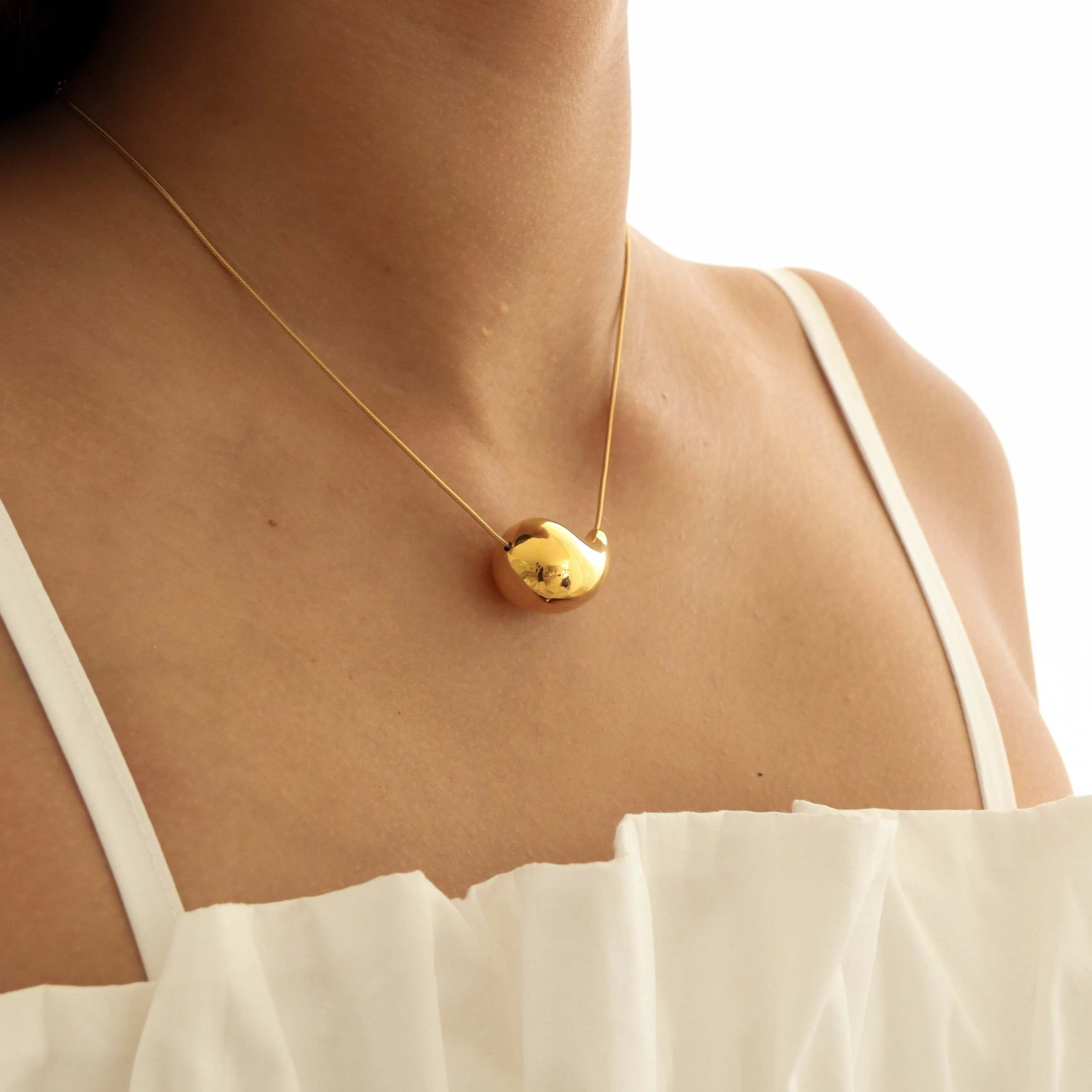 Pha Necklace | Gold Plated and Stainless Steel Tear Drop Necklace