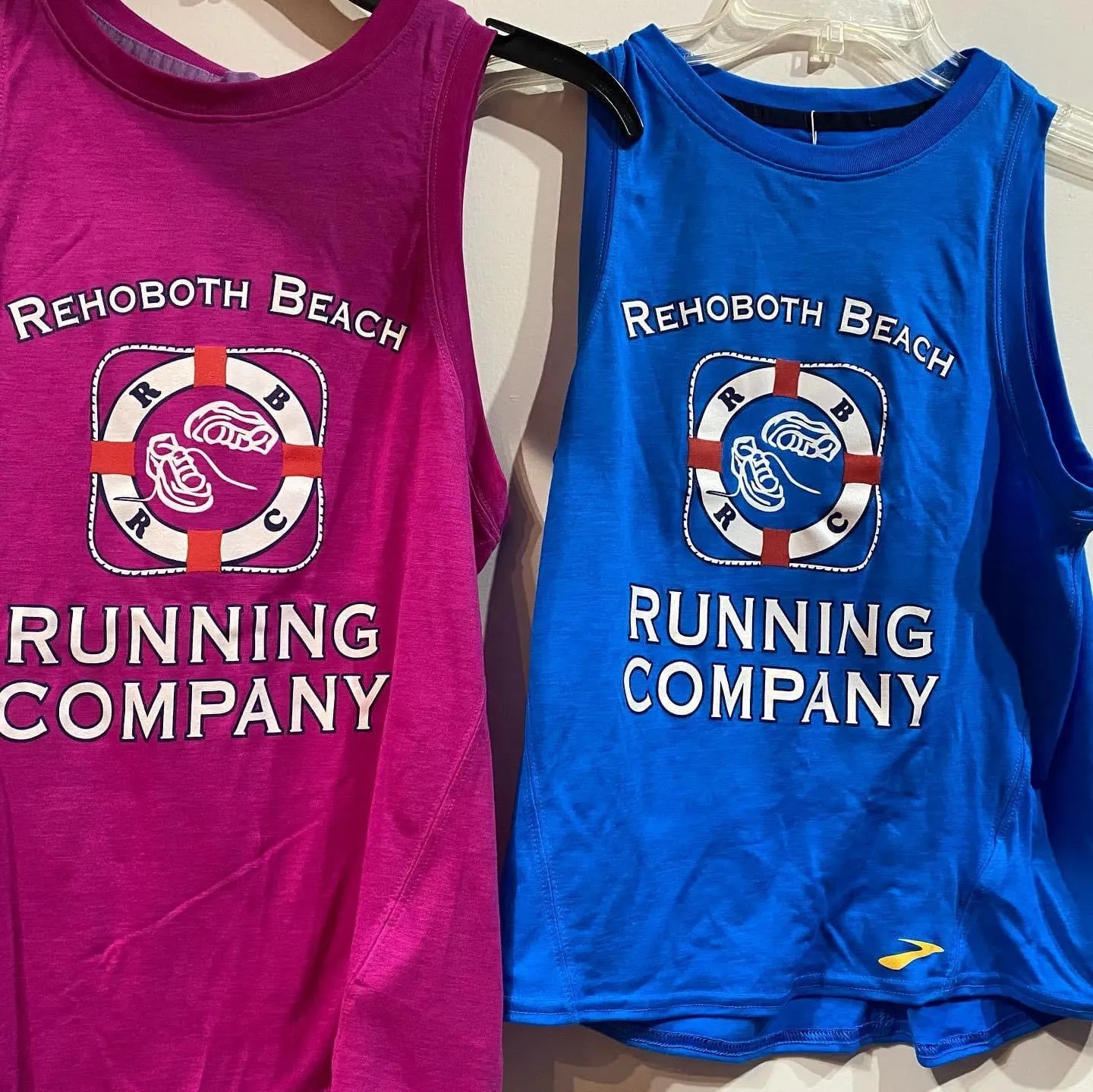 RBRC Brooks Women’s Distance Tanks