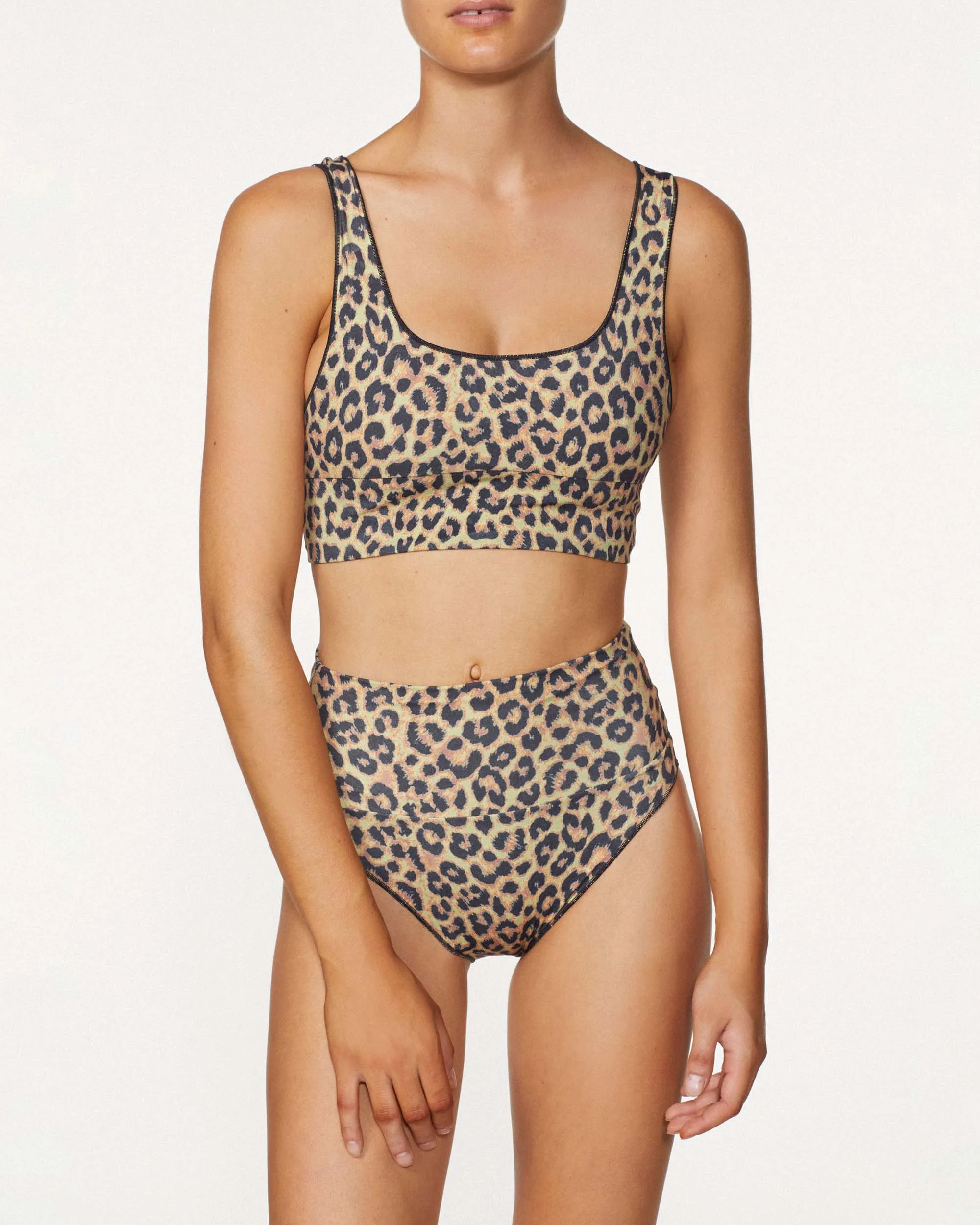 The Contour Crop Top - Bengal